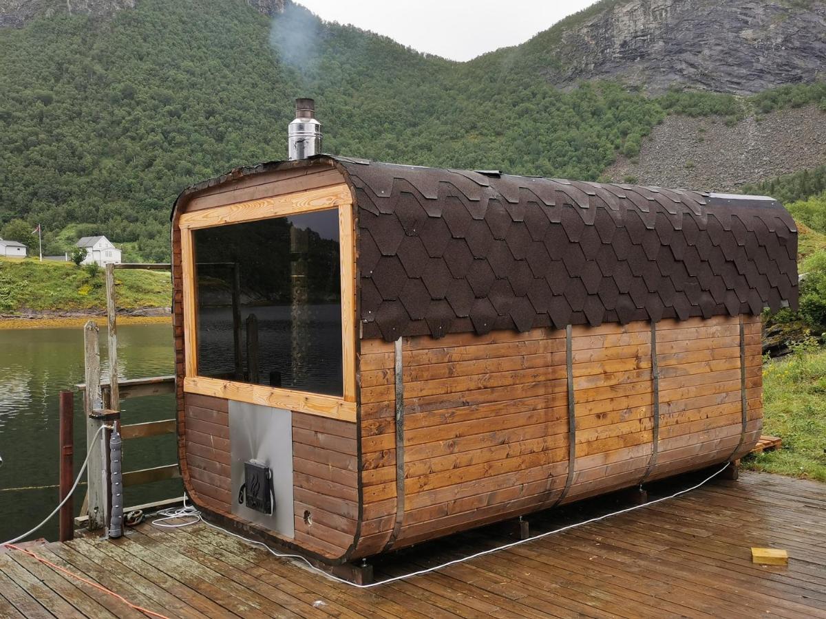 فندق Polar Spot Camping Nygardsjoen المظهر الخارجي الصورة